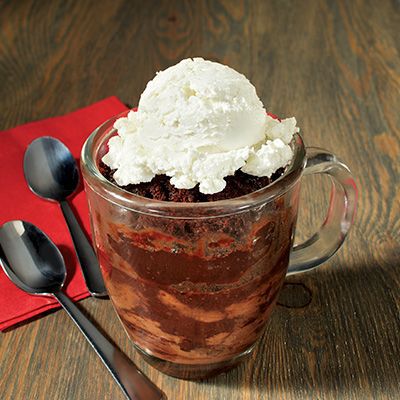 Our Recipes - Melt-in-your-mouth brownie in a mug for two | Marché Bonichoix