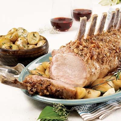Our Recipes - Rack of pork with apples and nuts | Marché Bonichoix