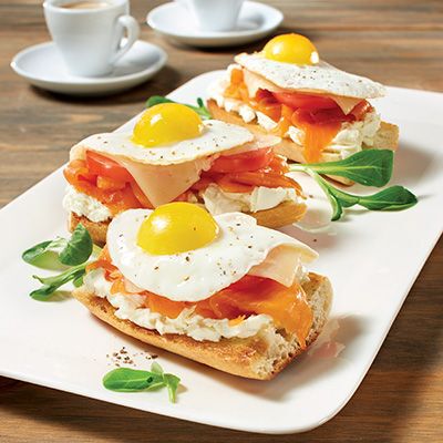 Our Recipes - Open-faced smoked salmon breakfast sandwich | Marché Bonichoix