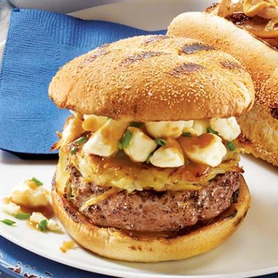 Our Recipes - Poutine hamburgers | Marché Bonichoix