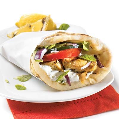 Our Recipes - Greek-Style Chicken Sandwich | Marché Bonichoix