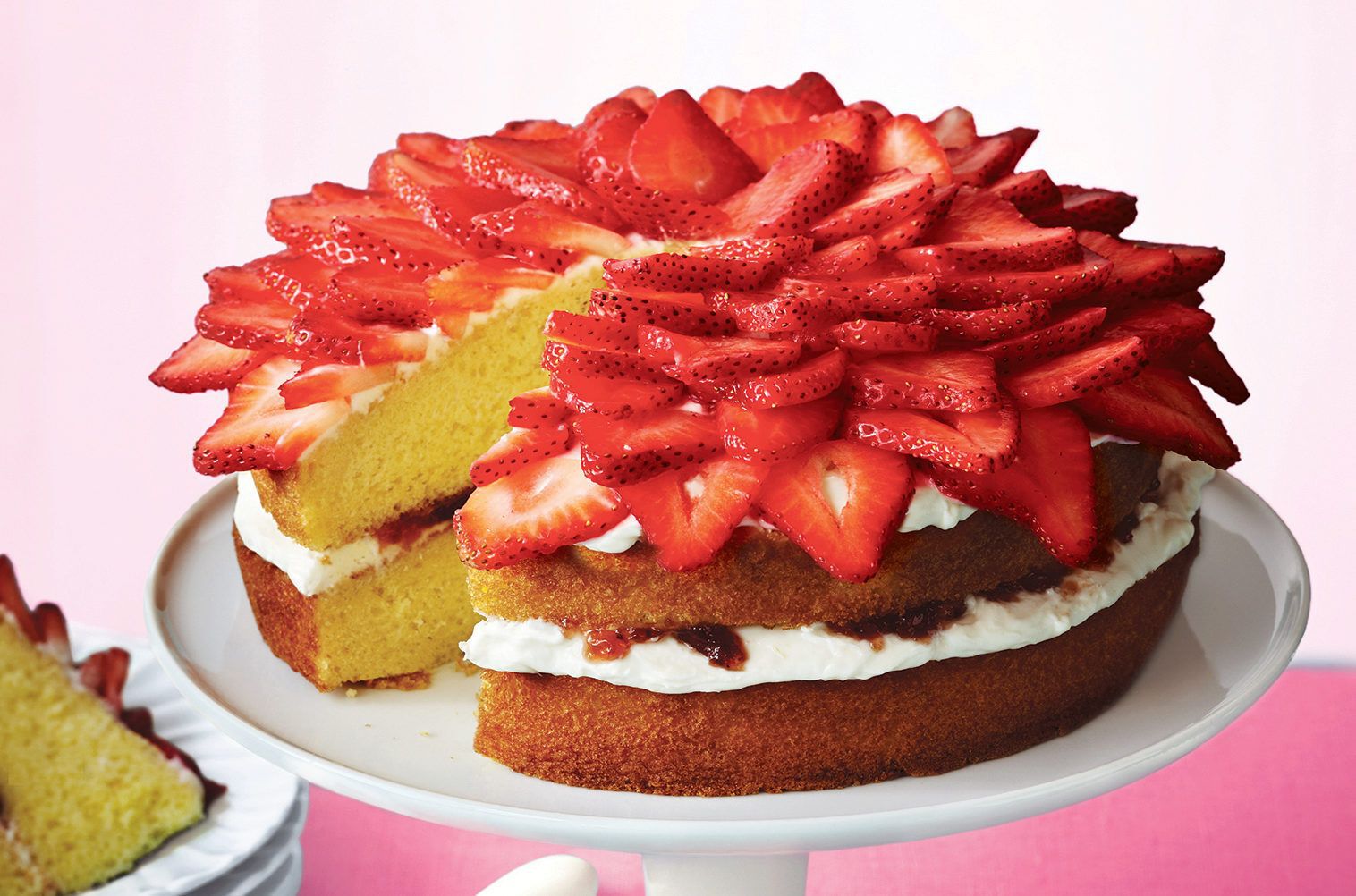 Our Recipes - Strawberry-Topped Cake with Honey-Lemon Mascarpone | Marché Bonichoix
