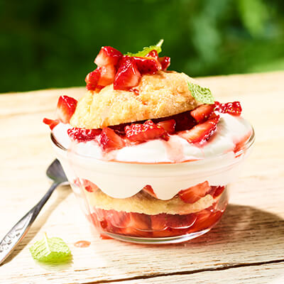 Our Recipes - Granny’s summer strawberry shortcake | Marché Bonichoix