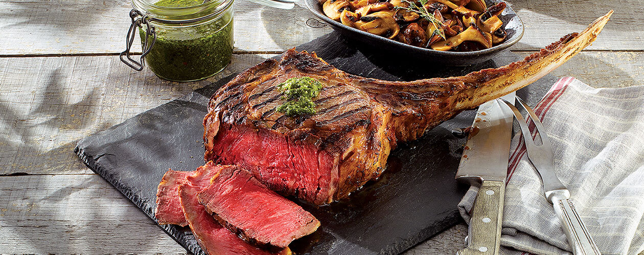 Our Recipes - Tomahawk steak with chimichurri sauce | Marché Bonichoix