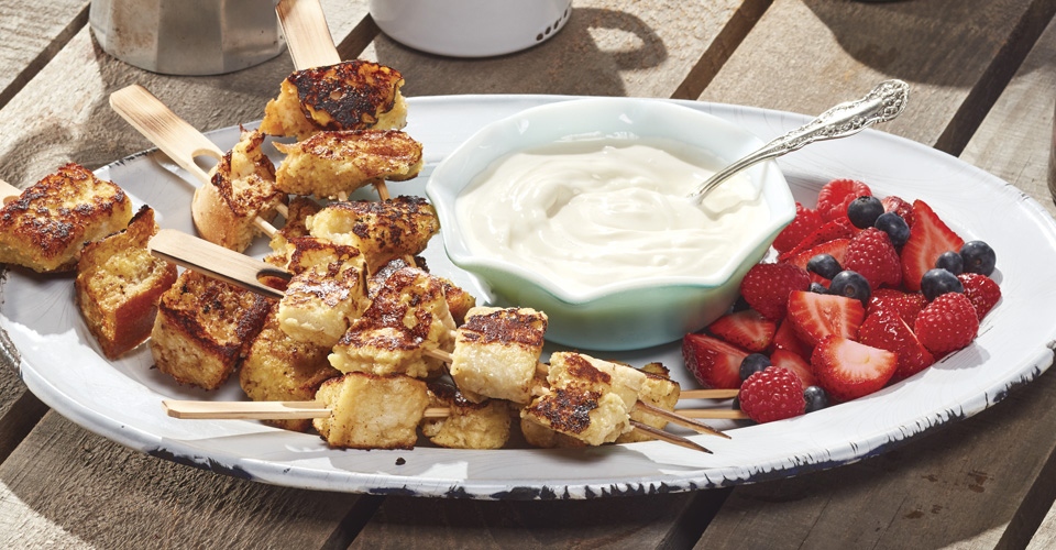 Our Recipes - French toast kabobs on the campfire | Marché Bonichoix