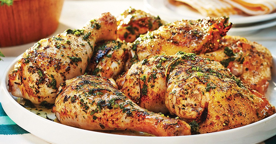 Our Recipes - Portuguese-style chicken legs with herb salad and seasoned yogurt | Marché Bonichoix