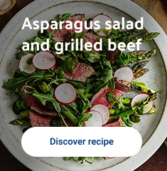 Asparagus salad and grilled beef