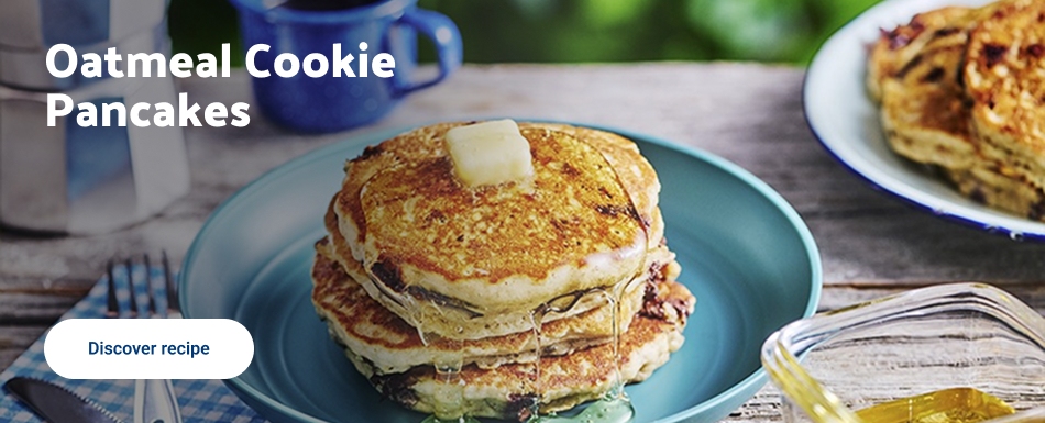 Oatmeal Cookie Pancakes